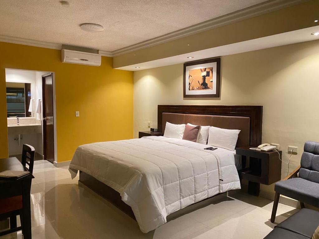 Torreón Hotel San Ignacio Inn מראה חיצוני תמונה