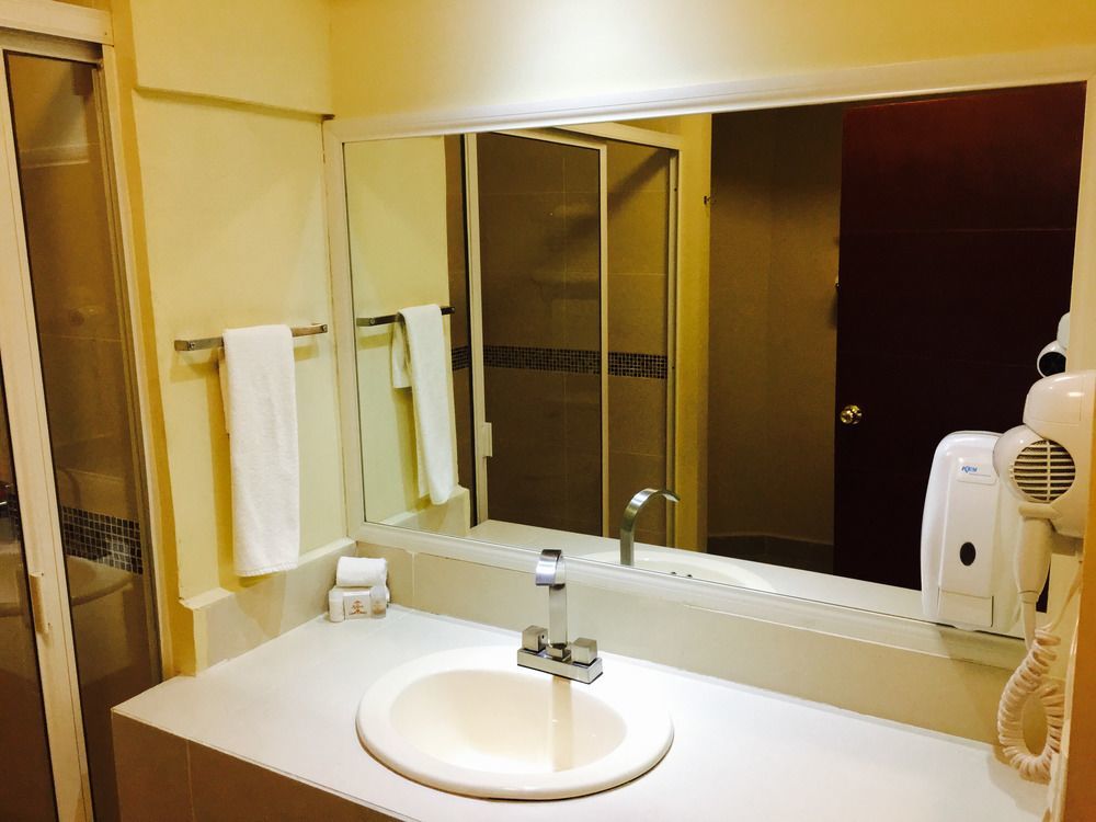 Torreón Hotel San Ignacio Inn מראה חיצוני תמונה